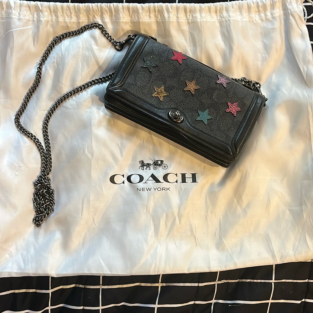 Gorgeous Coach leather crossbody/ clutch
